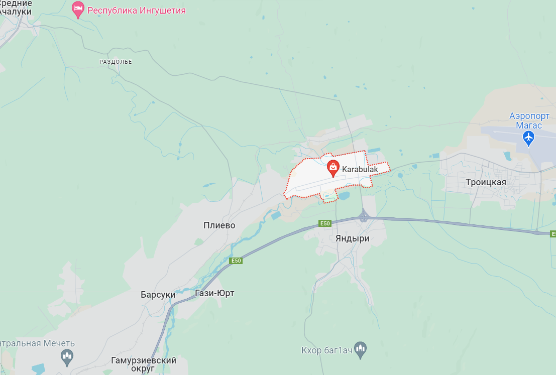 В РФ силовики устроили бой с "террористами" в многоэтажке, перестрелка длится несколько часов